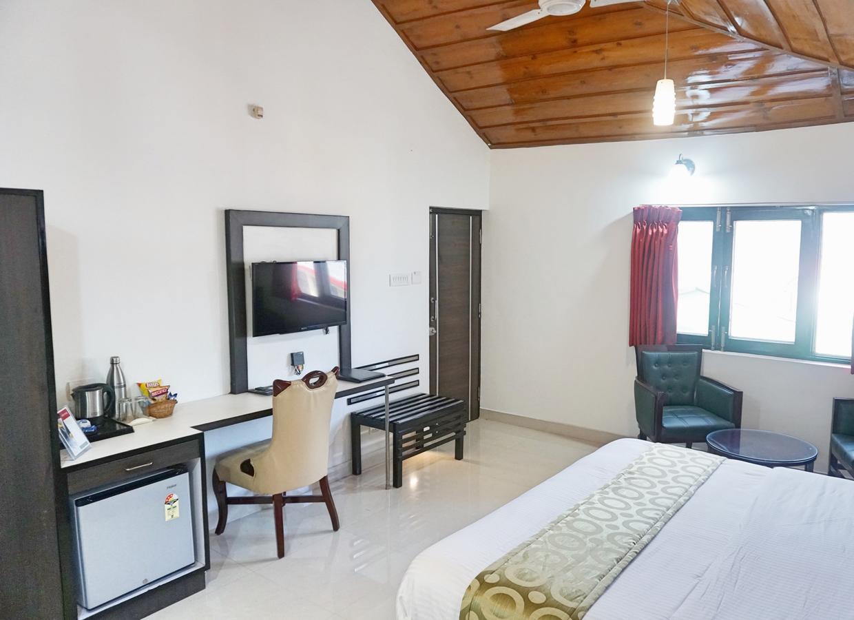 Ess & Bee Resorts Дармсала Экстерьер фото